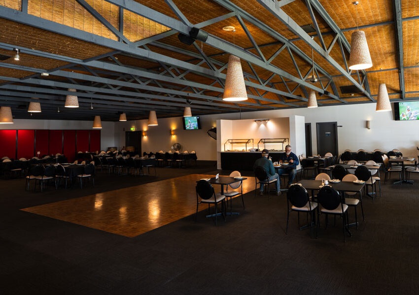 Lyndoch-Hotel-Red-Room-Restaurant-Dining-Lunch-Dinner-Bistro-Barossa-Valley